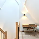 Silbermoewe 7b * List
