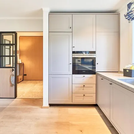 Silbermoewe 7b * List